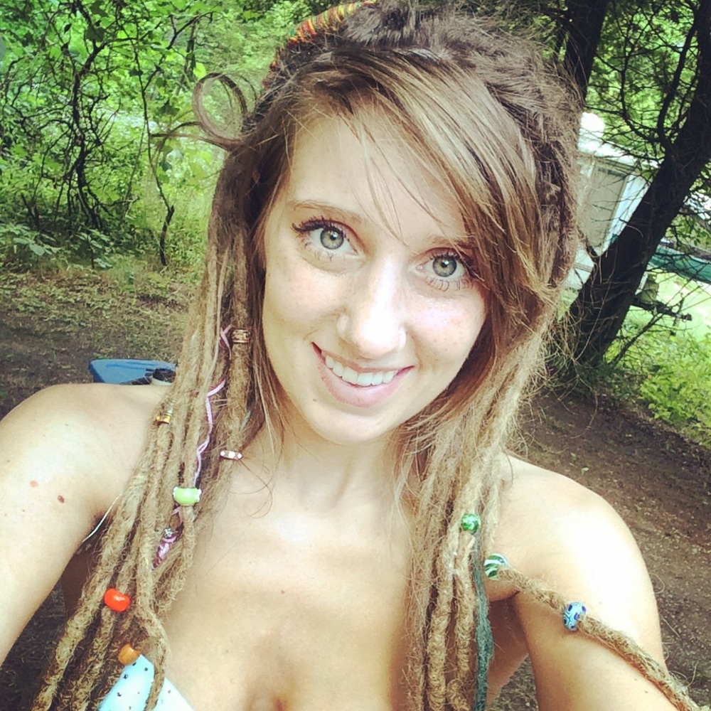 Meet your Posher, Annalise